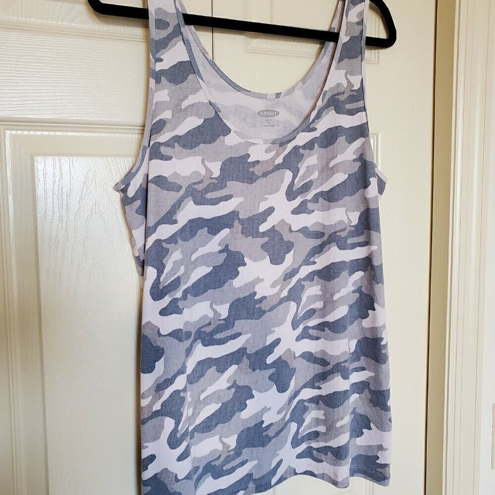 Old Navy Gray Camo Tank Slim Fit XXL